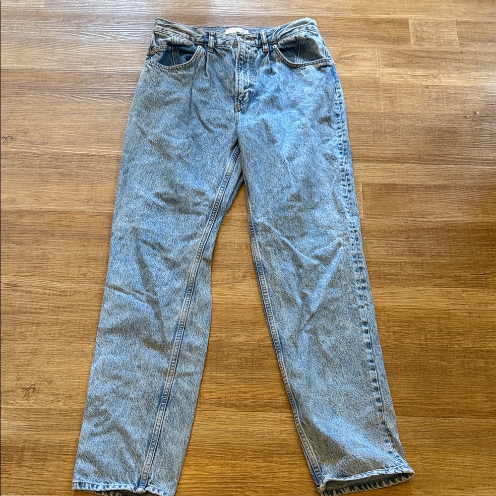 Anine Bing 90s style jeans
